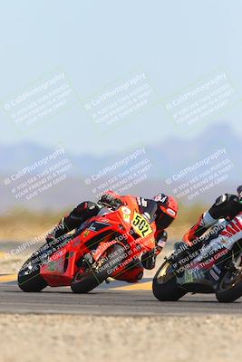 media/Mar-21-2025-CVMA Friday Practice (Fri) [[30cd4fe323]]/3-Racer 2/Session 6 (Turn 15)/